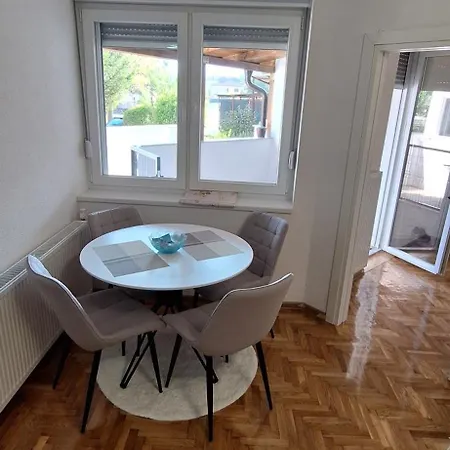 Apartman Oz Ii *