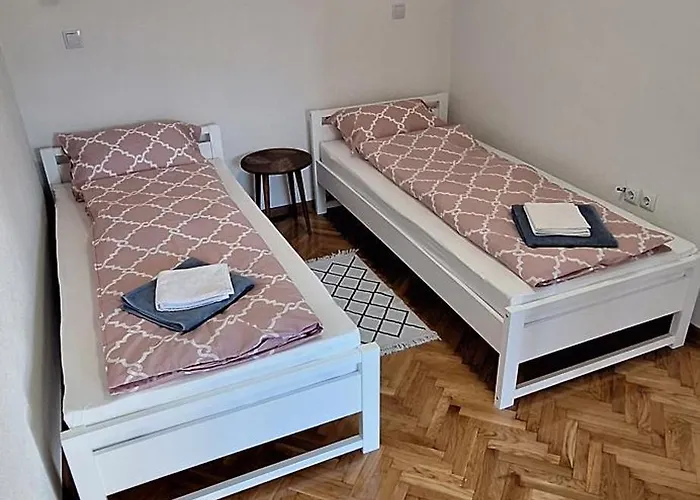 Oz Ii Apartman Bihac